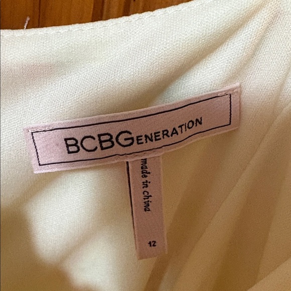 BCBGeneration Cream Lemon and Floral Midi Dress - Size 12 - Picture 2 of 7